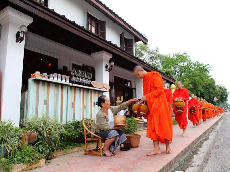 Отель Cafe De Laos Луангпхабанг Экстерьер фото